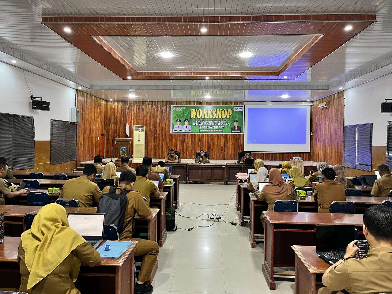 BAPPEDA SAROLANGUN GELAR BIMTEK PENYUSUNAN RENSTRA DAN RENJA PERANGKAT DAERAH
